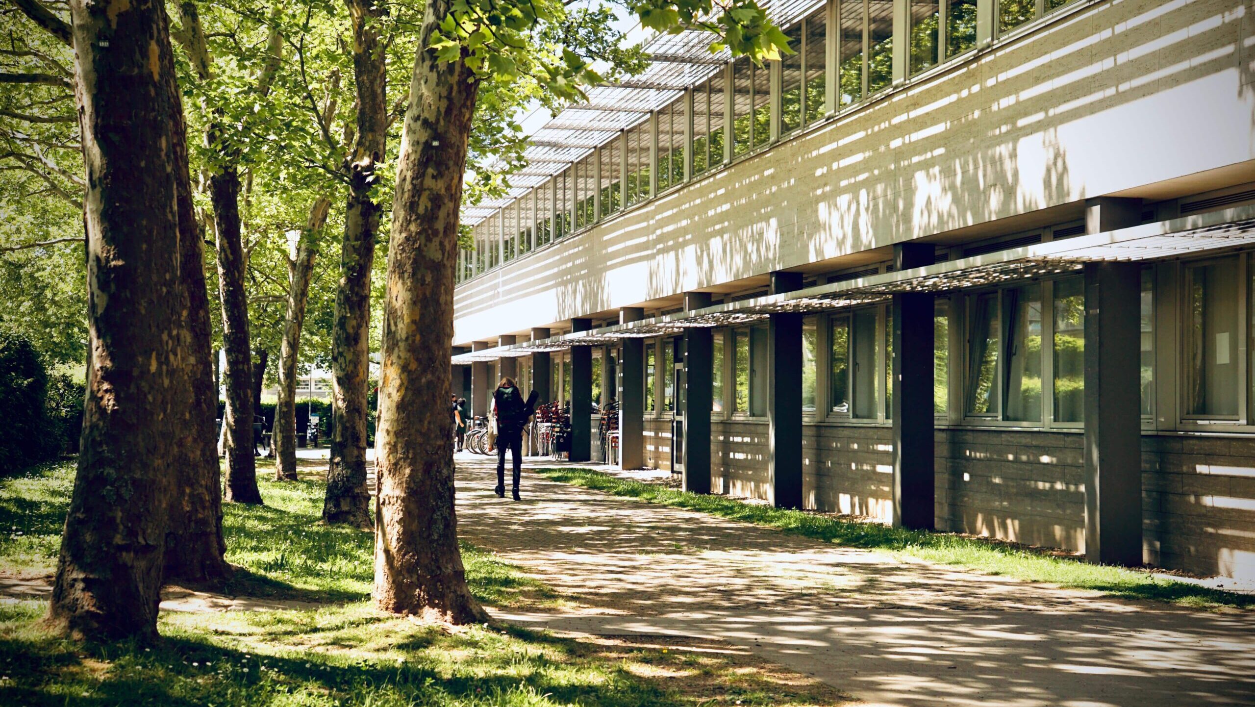 Bild von einem Gebäude am Mediencampus in Dieburg