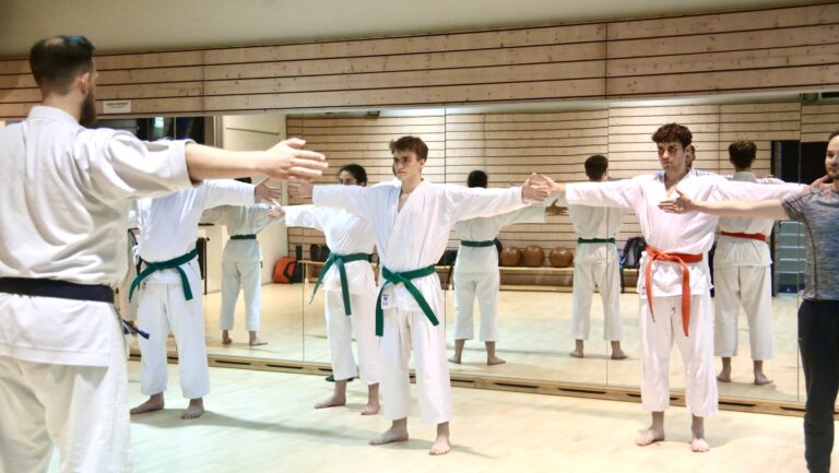 Shotokan Karate: Paul nimmt uns mit zum Training